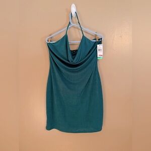 BCX halter dress
XXL
Evergreen